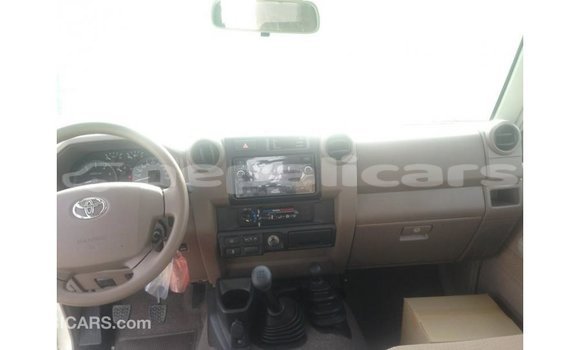 Buy Import Toyota Land Cruiser White Car in Import - Dubai in Bagmati Buy Import Toyota Land Cruiser White Car in Import - Dubai in Bagmati