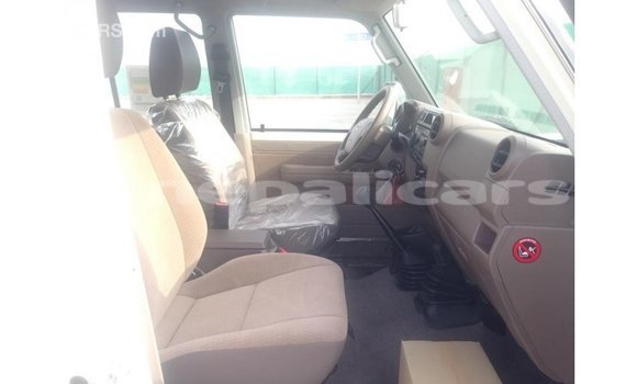 Buy Import Toyota Land Cruiser White Car in Import - Dubai in Bagmati Buy Import Toyota Land Cruiser White Car in Import - Dubai in Bagmati