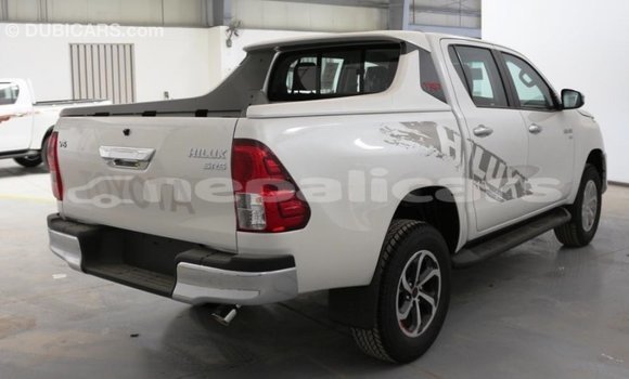 Buy Import Toyota Hilux White Car in Import - Dubai in Bagmati Buy Import Toyota Hilux White Car in Import - Dubai in Bagmati