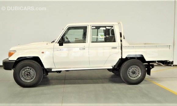 Buy Import Toyota Land Cruiser White Car in Import - Dubai in Bagmati Buy Import Toyota Land Cruiser White Car in Import - Dubai in Bagmati