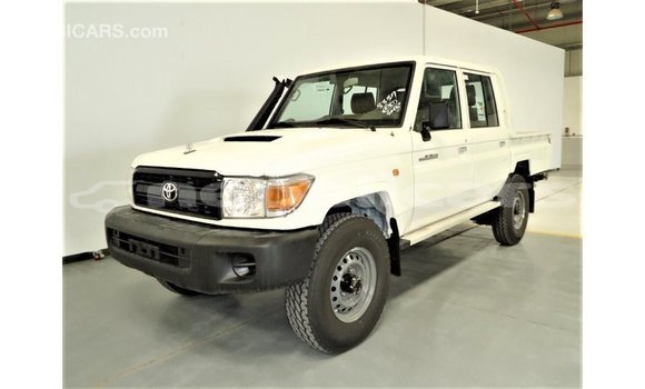 Buy Import Toyota Land Cruiser White Car in Import - Dubai in Bagmati Buy Import Toyota Land Cruiser White Car in Import - Dubai in Bagmati