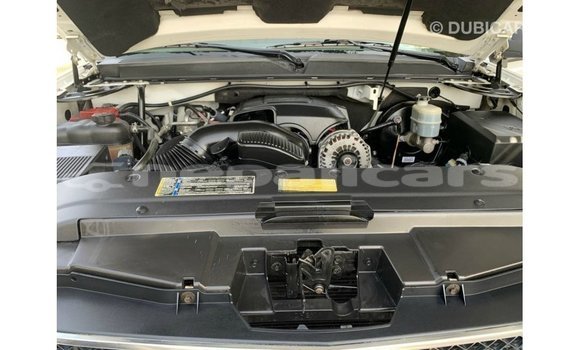 Buy Import Chevrolet Tahoe White Car in Import - Dubai in Bagmati Buy Import Chevrolet Tahoe White Car in Import - Dubai in Bagmati