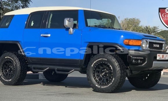 Buy Import Toyota FJ Cruiser Blue Car in Import - Dubai in Bagmati