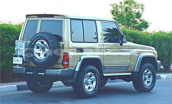 Buy Import Toyota Land Cruiser Beige Car in Import - Dubai in Bagmati Buy Import Toyota Land Cruiser Beige Car in Import - Dubai in Bagmati