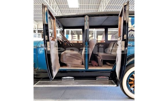 Buy Import Buick Electra Blue Car in Import - Dubai in Bagmati Buy Import Buick Electra Blue Car in Import - Dubai in Bagmati