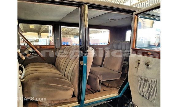 Buy Import Buick Electra Blue Car in Import - Dubai in Bagmati Buy Import Buick Electra Blue Car in Import - Dubai in Bagmati