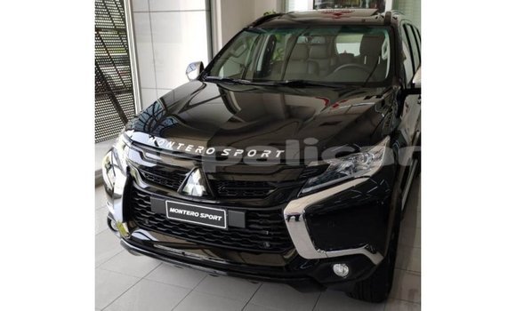 Buy Import Mitsubishi Montero Black Car in Import - Dubai in Bagmati Buy Import Mitsubishi Montero Black Car in Import - Dubai in Bagmati
