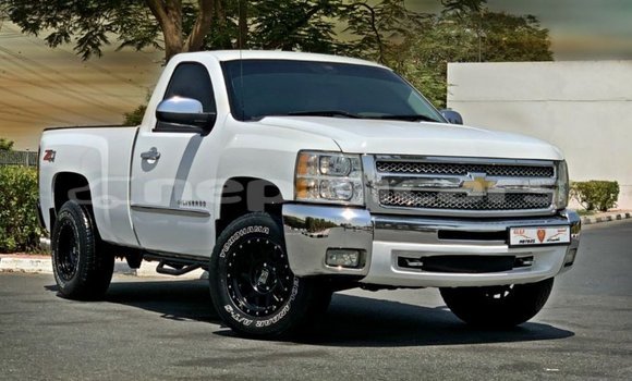 Buy Import Chevrolet Silverado White Car in Import - Dubai in Bagmati Buy Import Chevrolet Silverado White Car in Import - Dubai in Bagmati