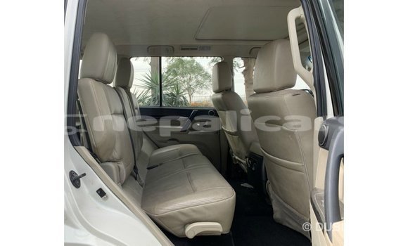 Buy Import Mitsubishi Pajero White Car in Import - Dubai in Bagmati Buy Import Mitsubishi Pajero White Car in Import - Dubai in Bagmati