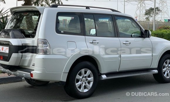 Buy Import Mitsubishi Pajero White Car in Import - Dubai in Bagmati Buy Import Mitsubishi Pajero White Car in Import - Dubai in Bagmati