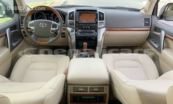 Buy Import Toyota Land Cruiser White Car in Import - Dubai in Bagmati Buy Import Toyota Land Cruiser White Car in Import - Dubai in Bagmati