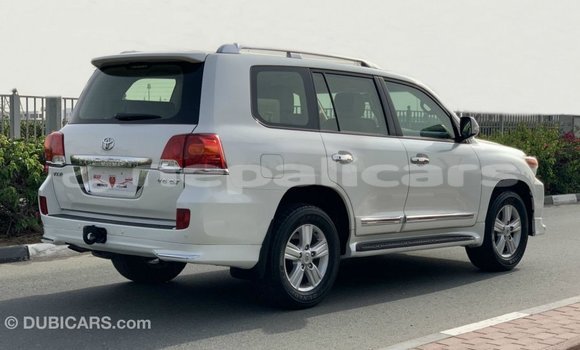 Buy Import Toyota Land Cruiser White Car in Import - Dubai in Bagmati Buy Import Toyota Land Cruiser White Car in Import - Dubai in Bagmati