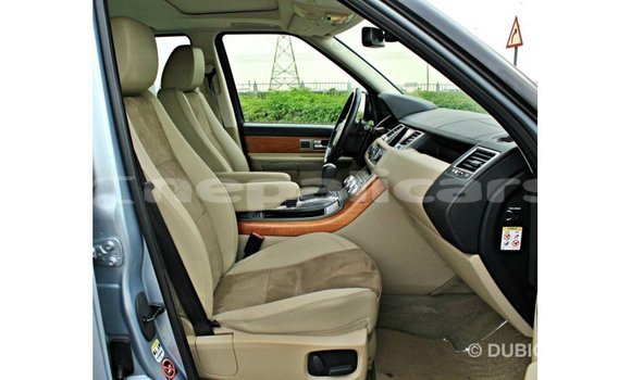 Buy Import Land Rover Range Rover Blue Car in Import - Dubai in Bagmati Buy Import Land Rover Range Rover Blue Car in Import - Dubai in Bagmati