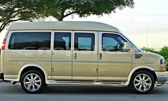 Buy Import GMC Acadia Other Car in Import - Dubai in Bagmati Buy Import GMC Acadia Other Car in Import - Dubai in Bagmati