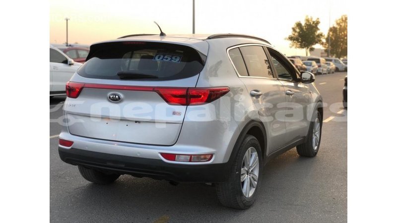 Big with watermark kia sportage bagmati import dubai 3783