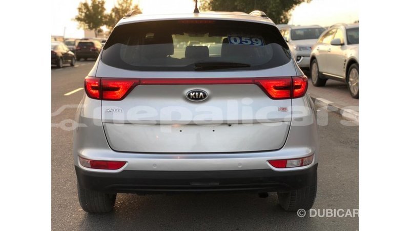 Big with watermark kia sportage bagmati import dubai 3783