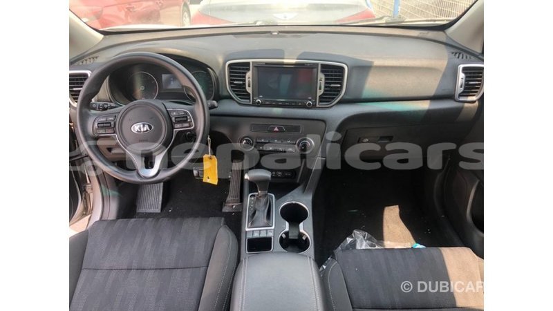 Big with watermark kia sportage bagmati import dubai 3783