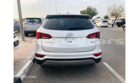 Buy Import Hyundai Santa Fe Other Car in Import - Dubai in Bagmati Buy Import Hyundai Santa Fe Other Car in Import - Dubai in Bagmati