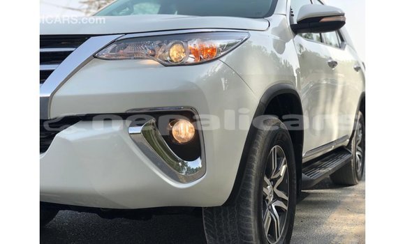 Buy Import Toyota Fortuner White Car in Import - Dubai in Bagmati Buy Import Toyota Fortuner White Car in Import - Dubai in Bagmati