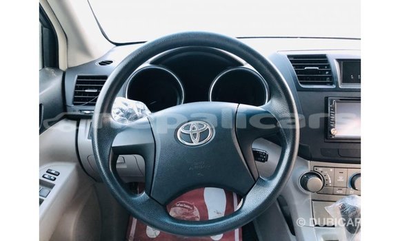 Buy Import Toyota Highlander Other Car in Import - Dubai in Bagmati Buy Import Toyota Highlander Other Car in Import - Dubai in Bagmati