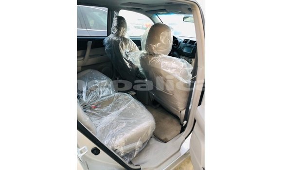 Buy Import Toyota Highlander Other Car in Import - Dubai in Bagmati Buy Import Toyota Highlander Other Car in Import - Dubai in Bagmati