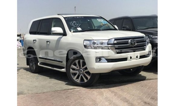 Buy Import Toyota Land Cruiser White Car in Import - Dubai in Bagmati