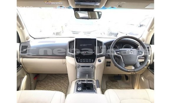 Buy Import Toyota Land Cruiser White Car in Import - Dubai in Bagmati Buy Import Toyota Land Cruiser White Car in Import - Dubai in Bagmati