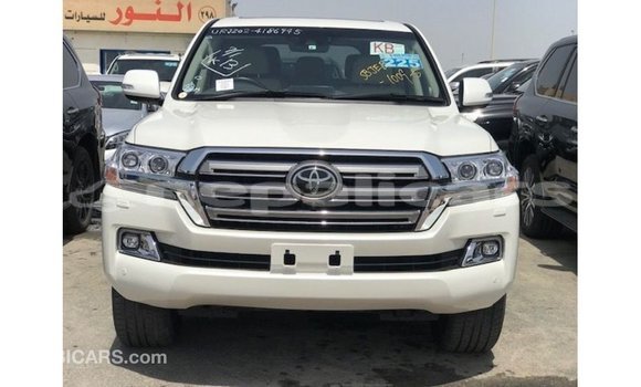 Buy Import Toyota Land Cruiser White Car in Import - Dubai in Bagmati Buy Import Toyota Land Cruiser White Car in Import - Dubai in Bagmati