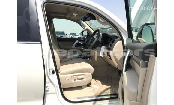 Buy Import Toyota Land Cruiser White Car in Import - Dubai in Bagmati Buy Import Toyota Land Cruiser White Car in Import - Dubai in Bagmati