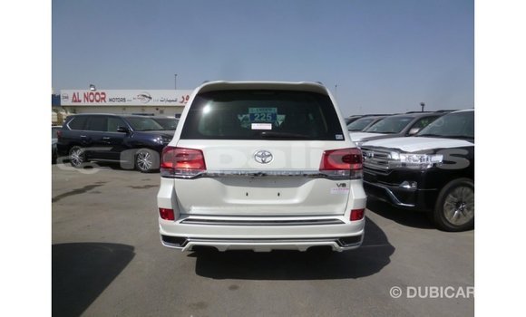 Buy Import Toyota Land Cruiser White Car in Import - Dubai in Bagmati Buy Import Toyota Land Cruiser White Car in Import - Dubai in Bagmati