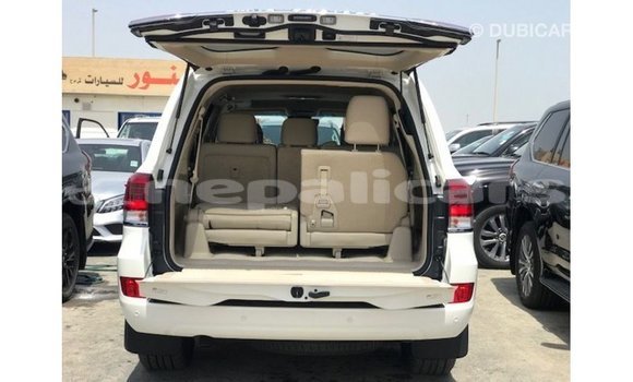 Buy Import Toyota Land Cruiser White Car in Import - Dubai in Bagmati Buy Import Toyota Land Cruiser White Car in Import - Dubai in Bagmati