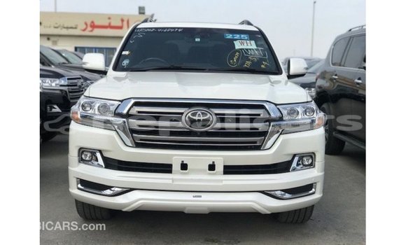 Buy Import Toyota Land Cruiser White Car in Import - Dubai in Bagmati Buy Import Toyota Land Cruiser White Car in Import - Dubai in Bagmati