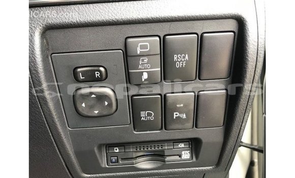 Buy Import Toyota Land Cruiser White Car in Import - Dubai in Bagmati Buy Import Toyota Land Cruiser White Car in Import - Dubai in Bagmati