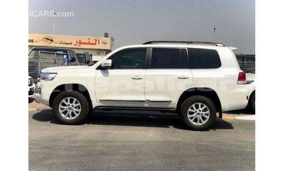 Buy Import Toyota Land Cruiser White Car in Import - Dubai in Bagmati Buy Import Toyota Land Cruiser White Car in Import - Dubai in Bagmati