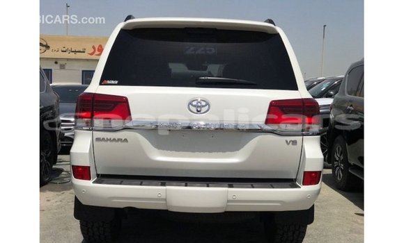 Buy Import Toyota Land Cruiser White Car in Import - Dubai in Bagmati Buy Import Toyota Land Cruiser White Car in Import - Dubai in Bagmati