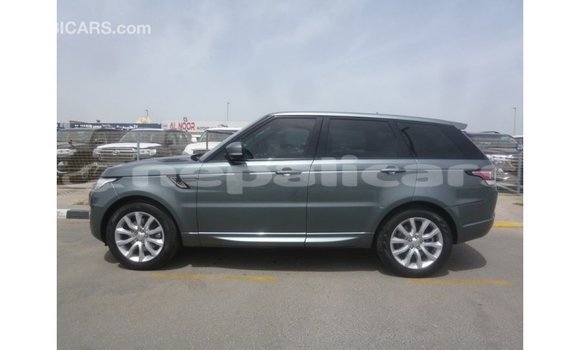Buy Import Land Rover Range Rover Green Car in Import - Dubai in Bagmati Buy Import Land Rover Range Rover Green Car in Import - Dubai in Bagmati
