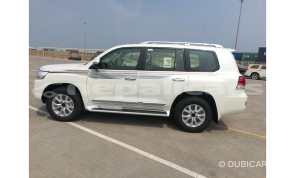 Buy Import Toyota Land Cruiser White Car in Import - Dubai in Bagmati Buy Import Toyota Land Cruiser White Car in Import - Dubai in Bagmati