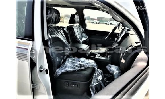 Buy Import Toyota Land Cruiser White Car in Import - Dubai in Bagmati Buy Import Toyota Land Cruiser White Car in Import - Dubai in Bagmati