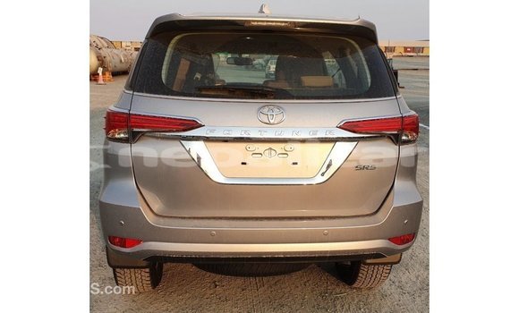 Buy Import Toyota Fortuner Other Car in Import - Dubai in Bagmati Buy Import Toyota Fortuner Other Car in Import - Dubai in Bagmati