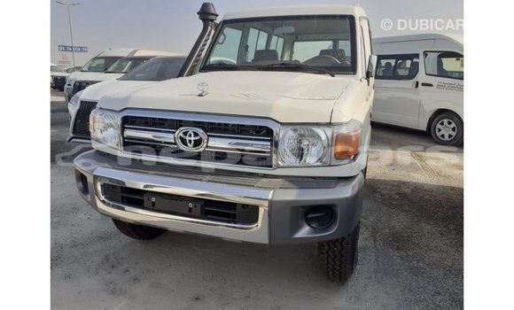 Buy Import Toyota Land Cruiser White Car in Import - Dubai in Bagmati Buy Import Toyota Land Cruiser White Car in Import - Dubai in Bagmati