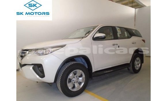 Buy Import Toyota Fortuner White Car in Import - Dubai in Bagmati