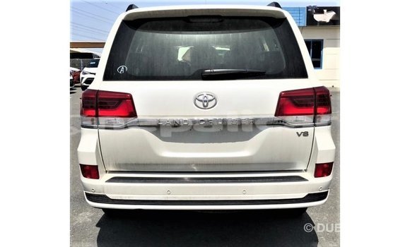 Buy Import Toyota Land Cruiser White Car in Import - Dubai in Bagmati Buy Import Toyota Land Cruiser White Car in Import - Dubai in Bagmati