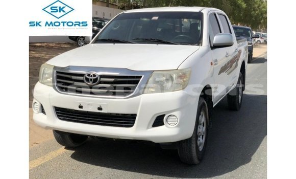 Buy Import Toyota Hilux White Car in Import - Dubai in Bagmati