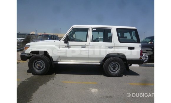 Buy Import Toyota Land Cruiser White Car in Import - Dubai in Bagmati Buy Import Toyota Land Cruiser White Car in Import - Dubai in Bagmati