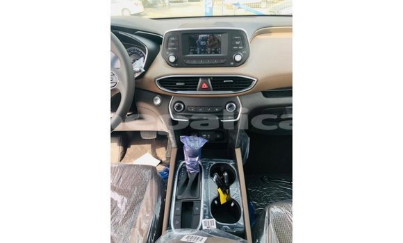 Buy Import Hyundai Santa Fe Green Car in Import - Dubai in Bagmati Buy Import Hyundai Santa Fe Green Car in Import - Dubai in Bagmati