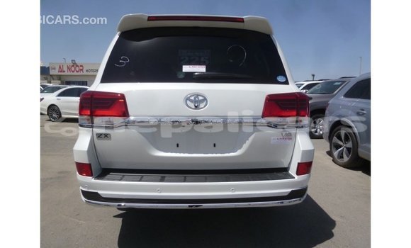 Buy Import Toyota Land Cruiser White Car in Import - Dubai in Bagmati Buy Import Toyota Land Cruiser White Car in Import - Dubai in Bagmati