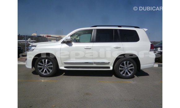 Buy Import Toyota Land Cruiser White Car in Import - Dubai in Bagmati Buy Import Toyota Land Cruiser White Car in Import - Dubai in Bagmati
