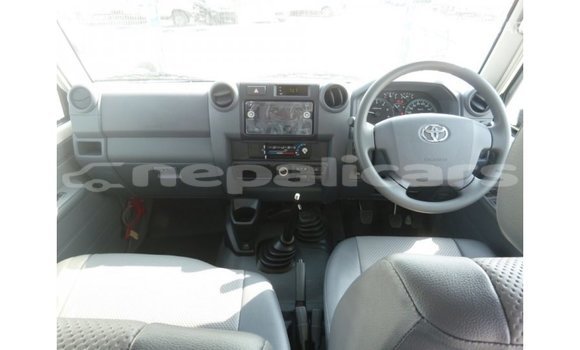 Buy Import Toyota Land Cruiser White Car in Import - Dubai in Bagmati Buy Import Toyota Land Cruiser White Car in Import - Dubai in Bagmati