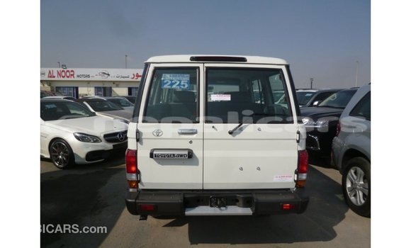 Buy Import Toyota Land Cruiser White Car in Import - Dubai in Bagmati Buy Import Toyota Land Cruiser White Car in Import - Dubai in Bagmati