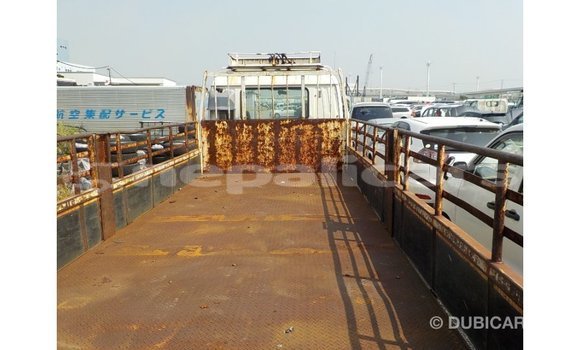 Buy Import Isuzu FTR 850 White Truck in Import - Dubai in Bagmati Buy Import Isuzu FTR 850 White Truck in Import - Dubai in Bagmati